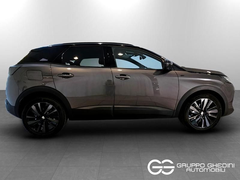 Usata Peugeot 3008 GT 136 CV (100 kW) 2024 Grigio scuro SUV