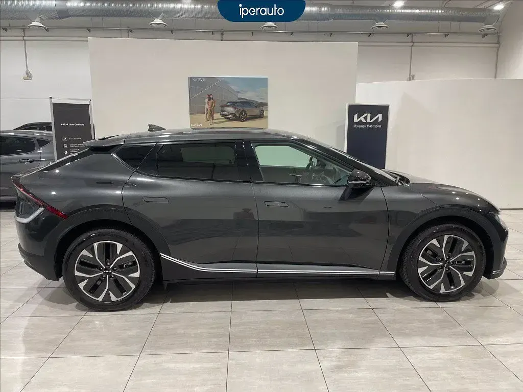 Usata Kia EV6 Air 168 kW (229 CV) 2024 Grigio SUV