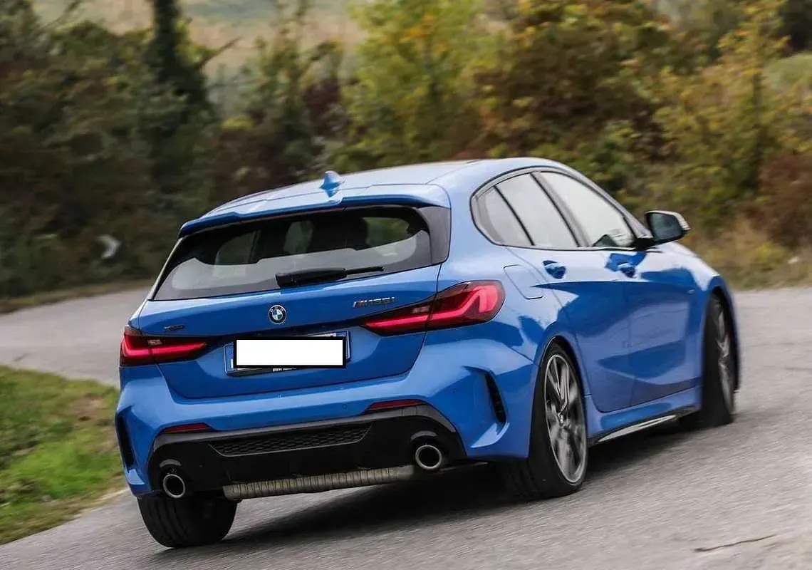 Usata BMW M135 306 CV (225 kW) 2019 Blu/azzurro Utilitaria