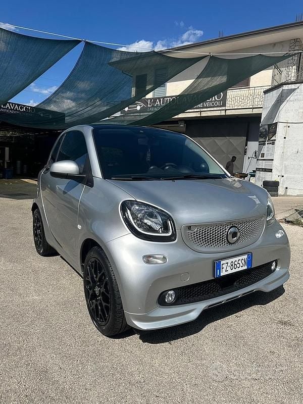 Usata Smart ForTwo Coupé Superpassion 90 CV (66 kW) 2019 Grigio Coupé