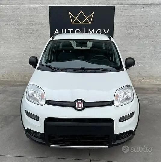 Usata Fiat Panda Cross Cross 86 CV (63 kW) 2022 Bianco Utilitaria