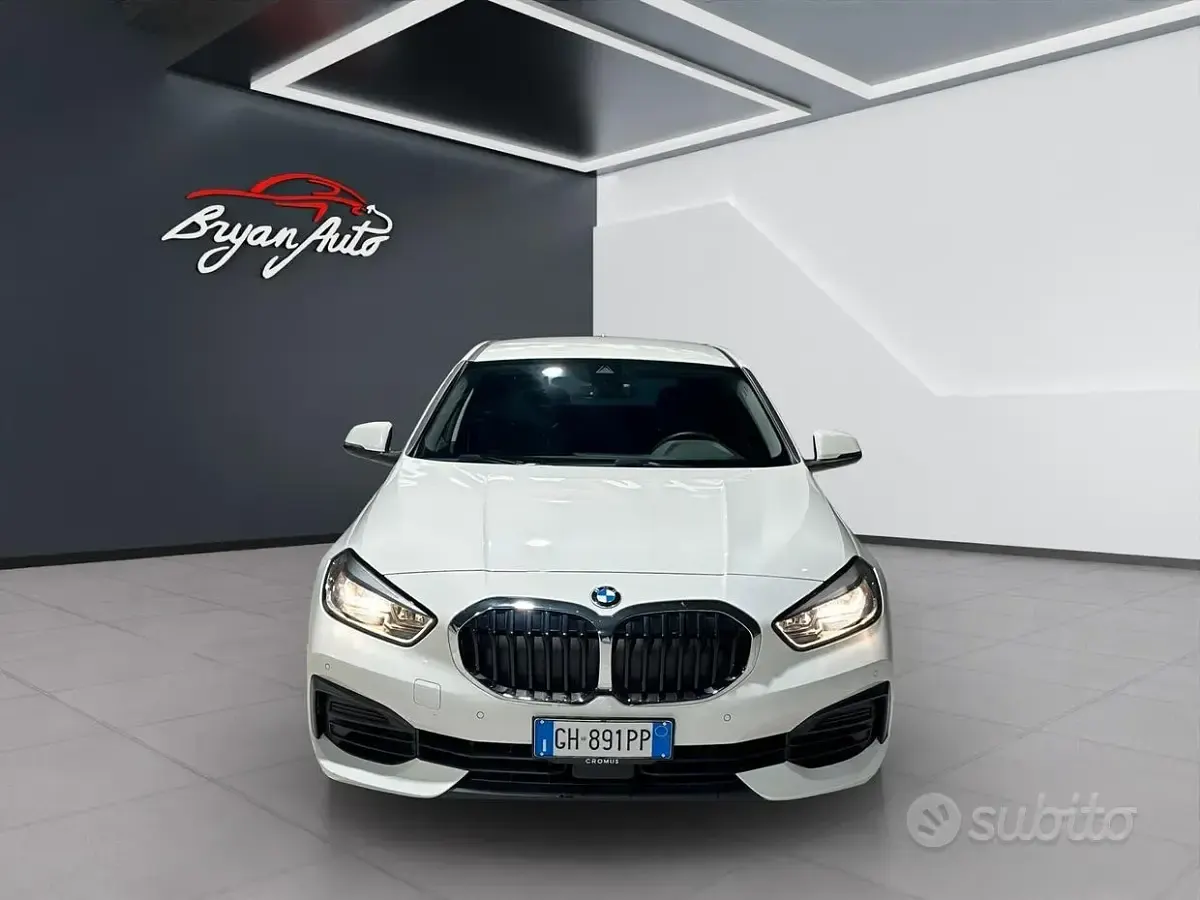 Gebraucht BMW 118 Advantage 150 PS (110 kW) 2021 Weiß Kleinwagen