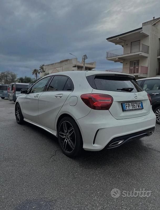 Usata Mercedes A180 Premium 109 CV (80 kW) 2018 Bianco Berlina