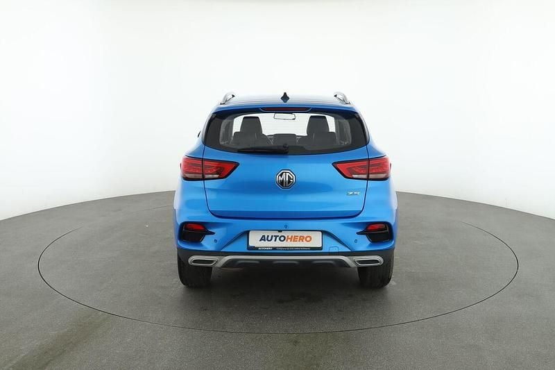 Usata MG ZS Luxury 106 CV (77 kW) 2022 Blu SUV