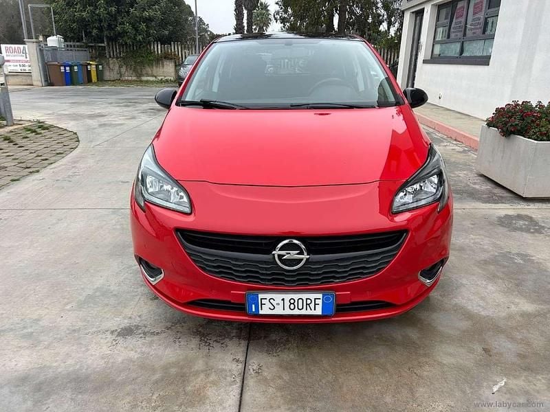Usata Opel Corsa Edition 69 CV (50 kW) 2018 Rosso Berlina