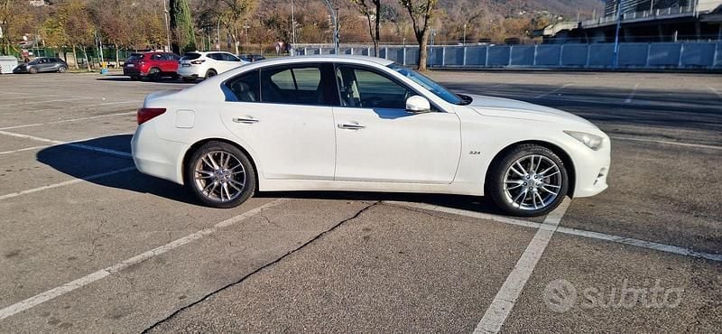 Usata Infiniti Q50 Premium 170 CV (125 kW) 2014 Bianco Berlina