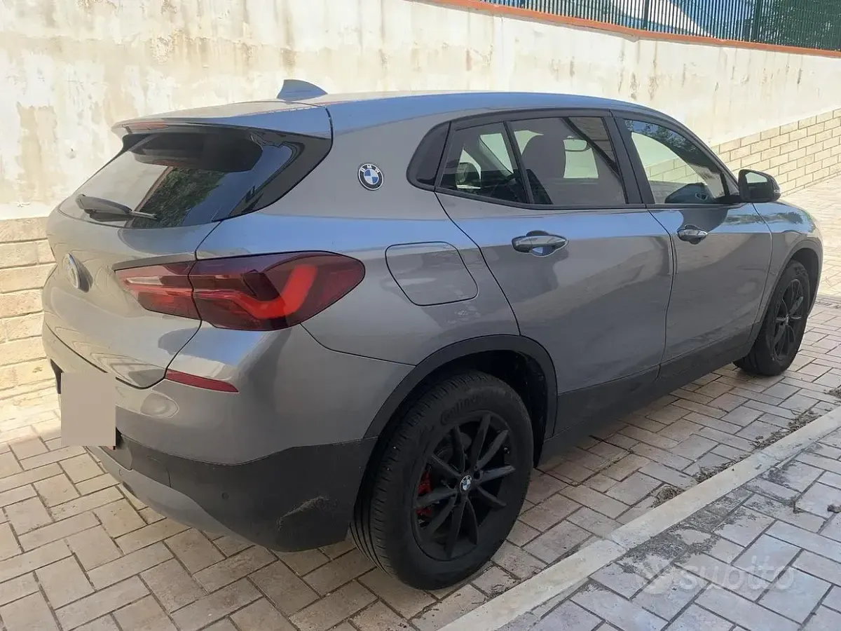Usata BMW X2 Advantage 116 CV (85 kW) 2023 Grigio SUV