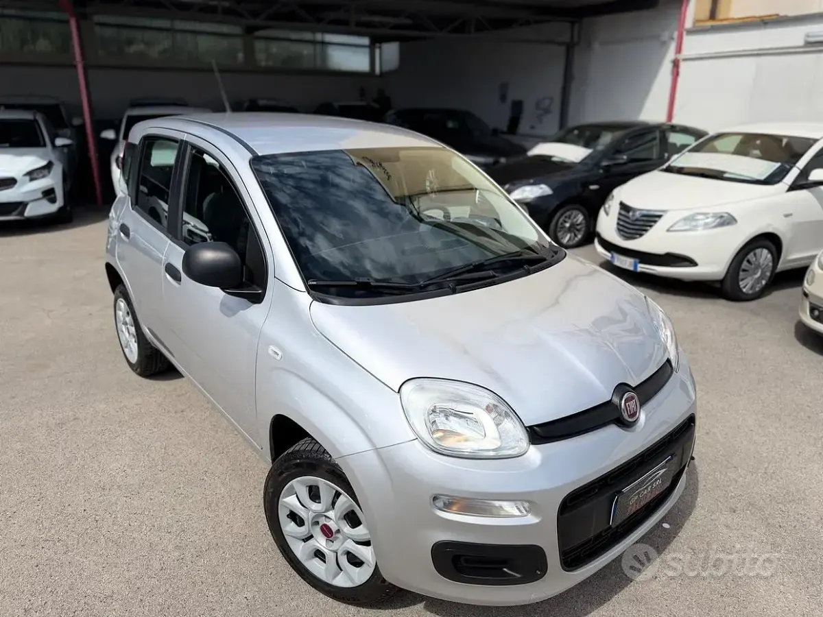 Usata Fiat Panda 70 CV (51 kW) 2018 Grigio Utilitaria