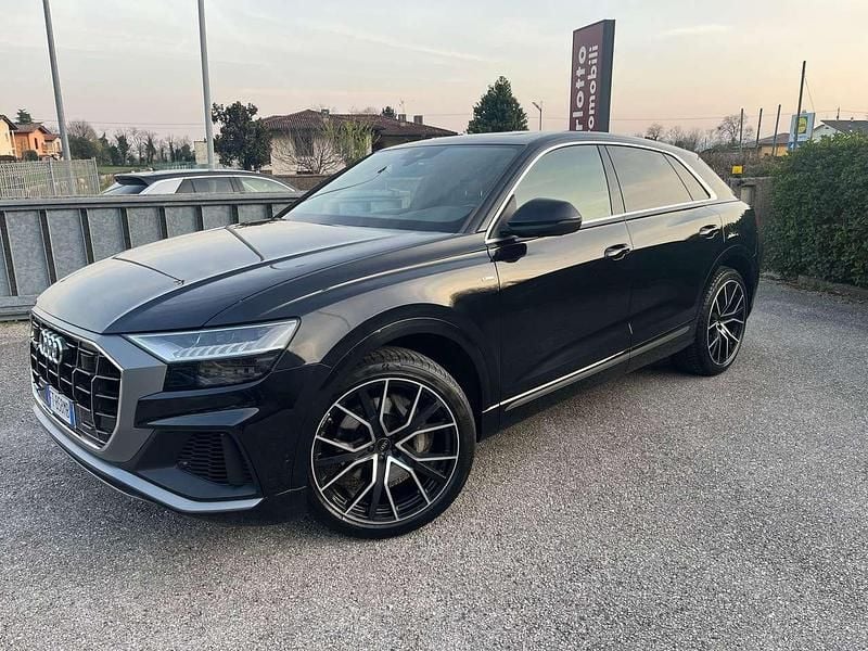 Usata Audi Q8 S-Line 286 CV (210 kW) 2019 Nero orca metalizzato SUV