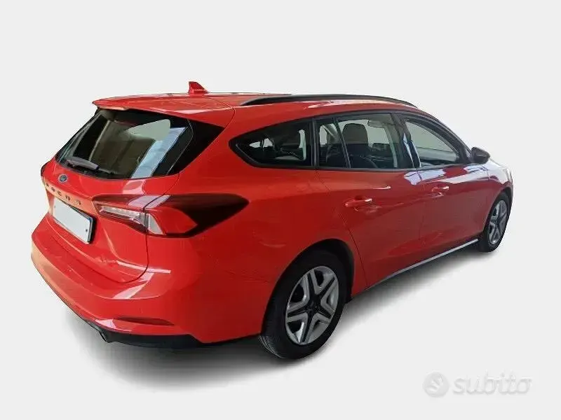 Usata Ford Focus Business Edition 120 CV (88 kW) 2022 Rosso Station wagon