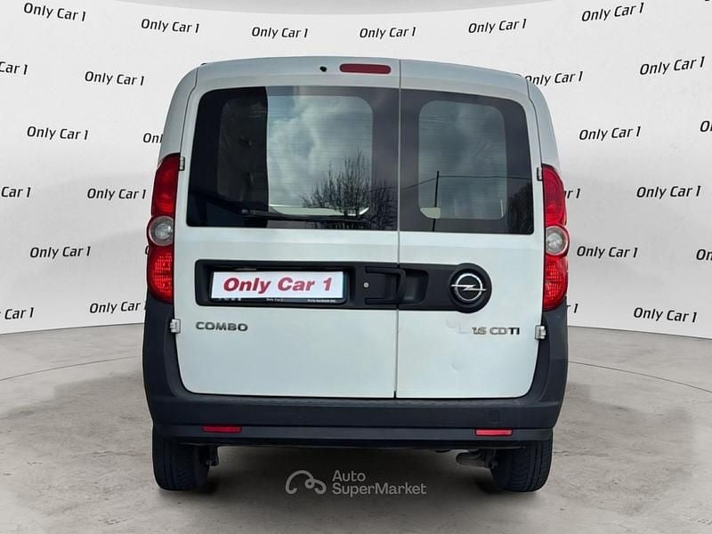 Usata Opel Combo 105 CV (77 kW) 2017 Bianco Monovolume