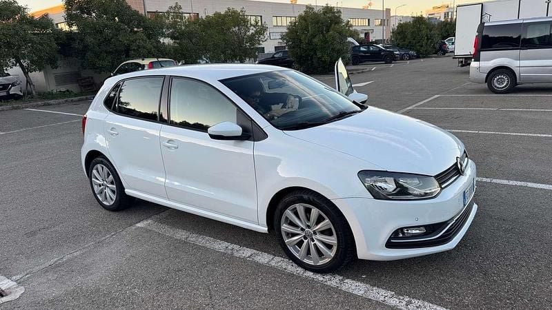 Usata VW Polo Comfortline 75 CV (55 kW) 2015 Bianco Berlina