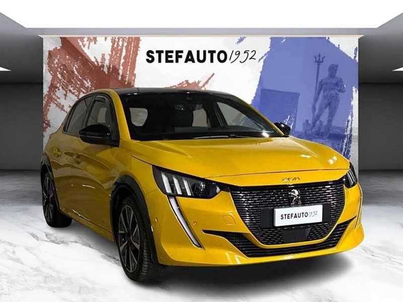 Usata Peugeot 208 GT 101 CV (74 kW) 2022 Giallo Utilitaria