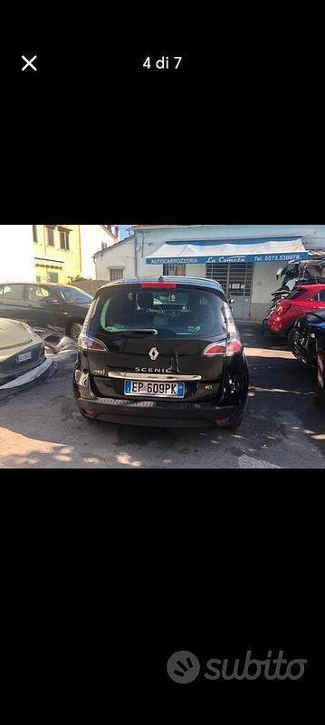 Usata Renault Scenic E-Tech XMOD 110 CV (80 kW) 2012 Nero SUV