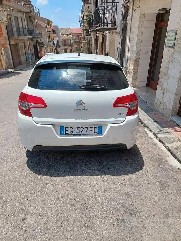 Usata Citroën C4 92 CV (67 kW) 2011 Berlina