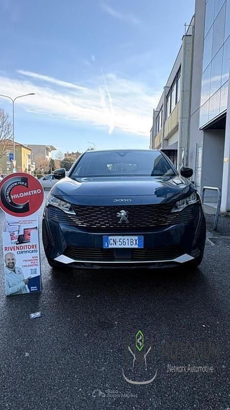 Usata Peugeot 3008 Allure 131 CV (96 kW) 2023 Blu SUV