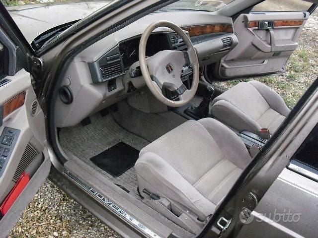 Usata Rover 820 140 CV (102 kW) 1987 Marrone Berlina