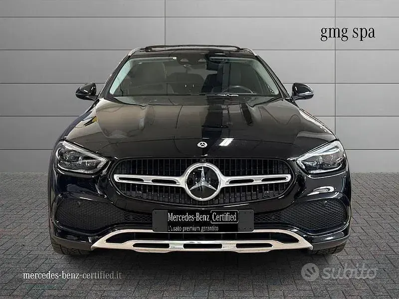 Usata Mercedes C220 Premium Plus 197 CV (144 kW) 2024 Nero Station wagon