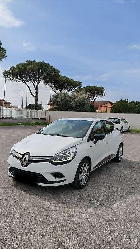 Usata Renault Clio IV Zen 90 CV (66 kW) 2019 Bianco Berlina