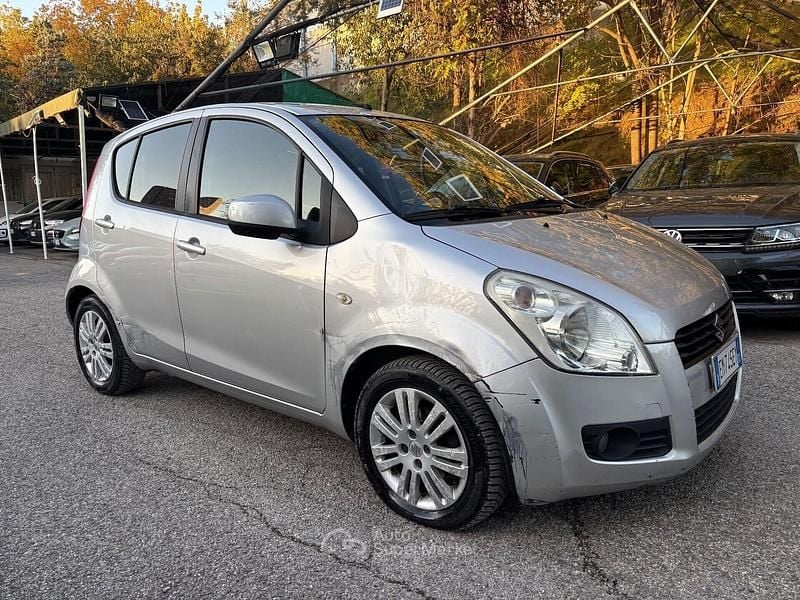 Usata Suzuki Splash GL 94 CV (69 kW) 2012 Argento Utilitaria
