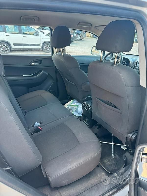 Usata Chevrolet Orlando 131 CV (96 kW) 2011 Monovolume