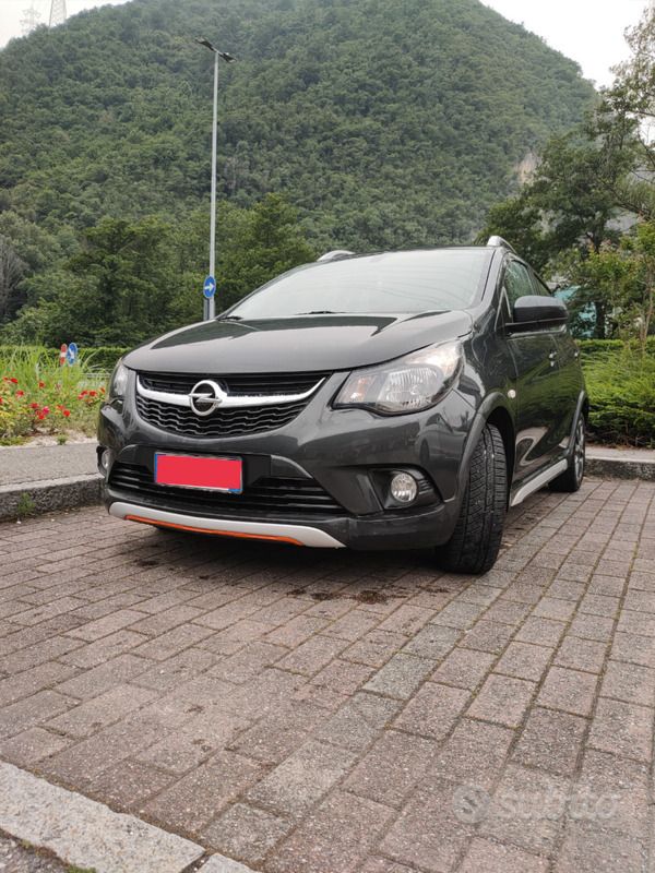 Usata 2018 Opel Karl Rocks Due volumi | 7950 € (Buon prezzo) - Immagine 1/4
