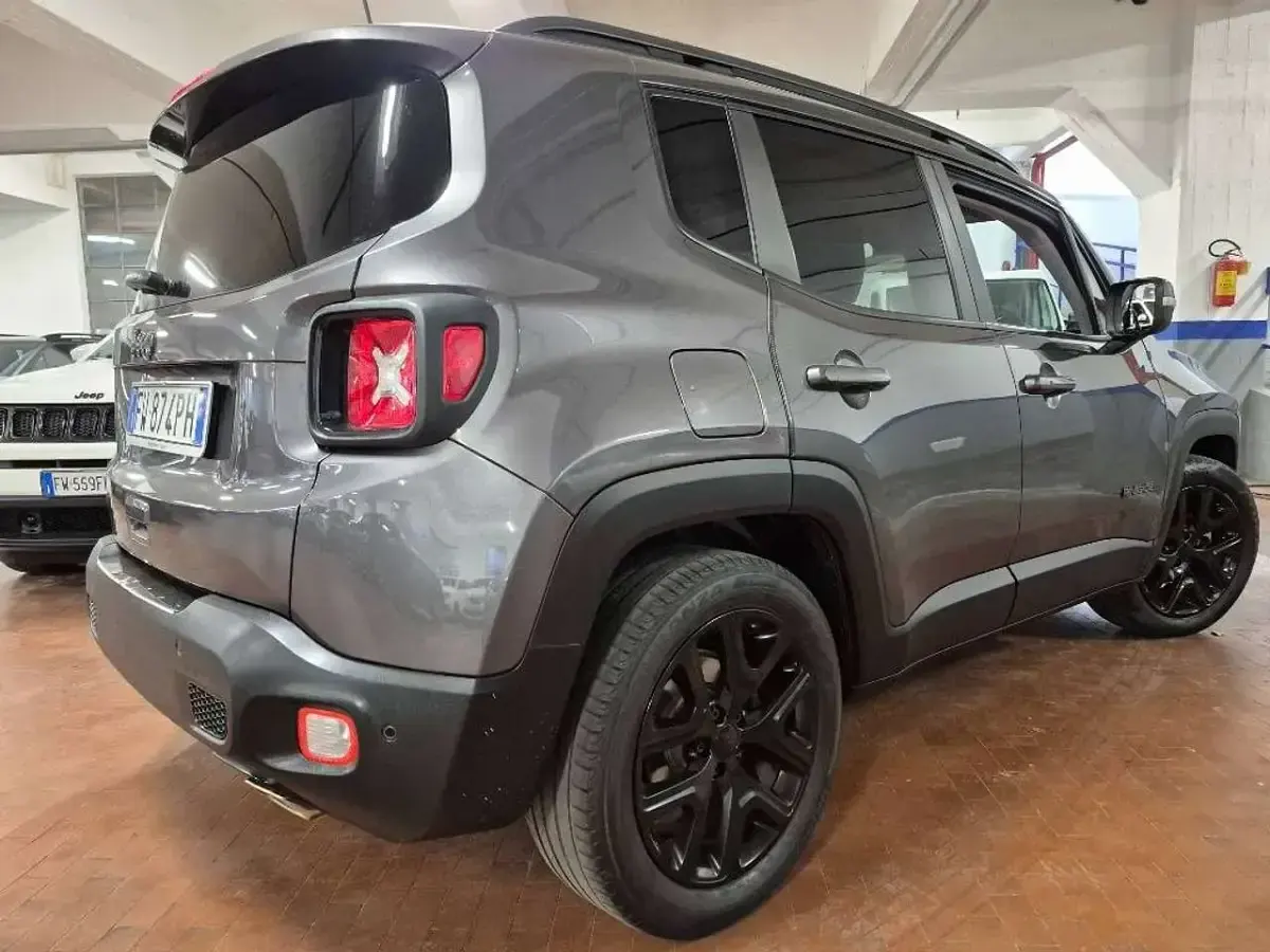 Usata Jeep Renegade Limited 120 CV (88 kW) 2019 Grafite metallizz SUV