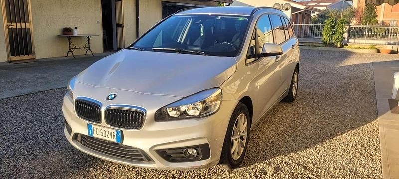 Usata 2016 BMW 218 Gran Tourer Sport Line Monovolume | 12.000 € (Super prezzo) - Immagine 1/4