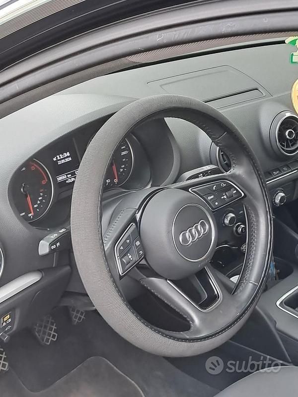 Usata Audi A3 116 CV (85 kW) 2016 Blu Berlina