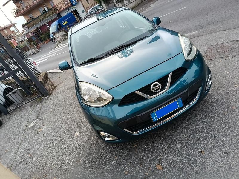 Usata Nissan Micra Tekna 80 CV (58 kW) 2013 Blu Berlina
