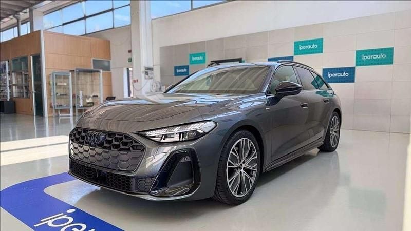 Nuova Audi A5 S-Line 204 CV (150 kW) 2025 Grigio metallizzato Station wagon