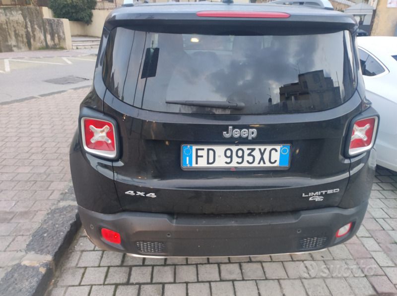 Nero Usata 2016 Jeep Renegade Limited SUV | 14.500 € (Buon prezzo) - Immagine 1/4