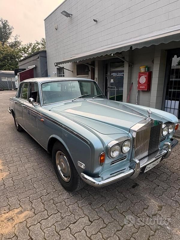 Grigio Usata 1970 Rolls Royce Silver Shadow Tre volumi | 12.500 € - Immagine 1/4