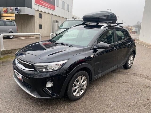 Usata Kia Stonic Style 100 CV (73 kW) 2019 Nero SUV