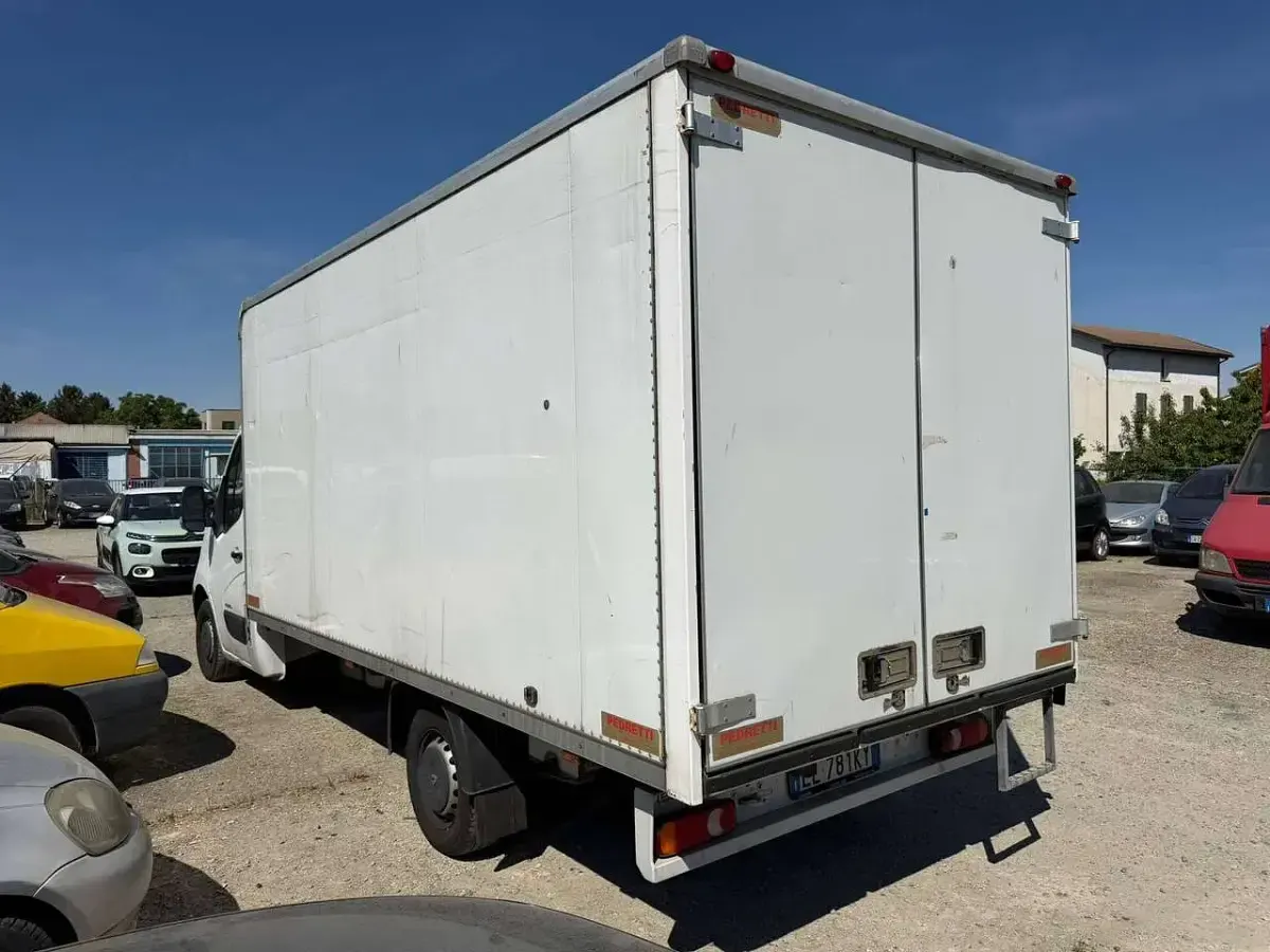 Usata Renault Master 145 CV (106 kW) 2012 Bianco Station wagon