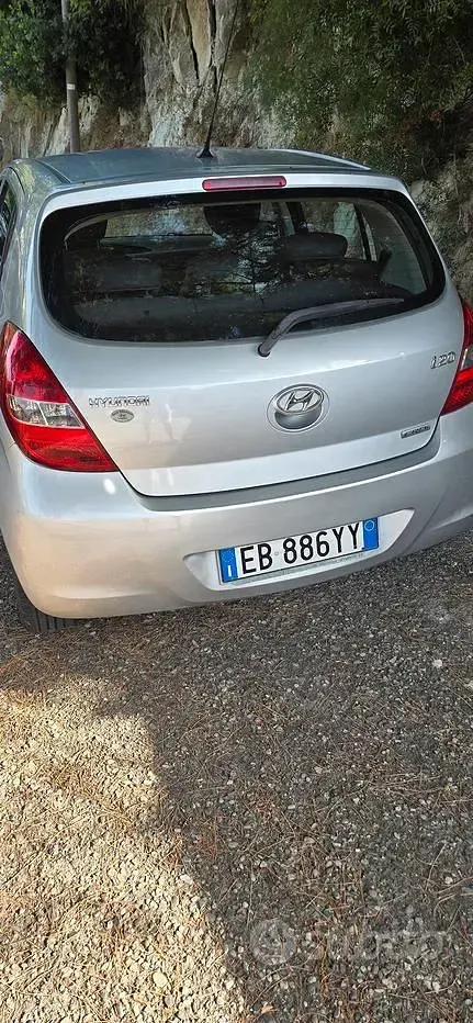Usata Hyundai i20 100 CV (73 kW) 2010 Grigio Utilitaria