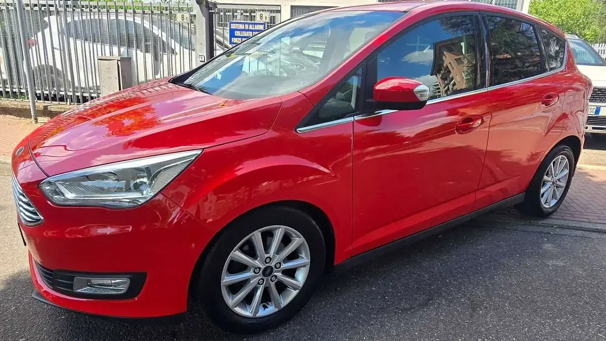 Usata Ford C-MAX Titanium 125 CV (91 kW) 2018 Rosso Monovolume