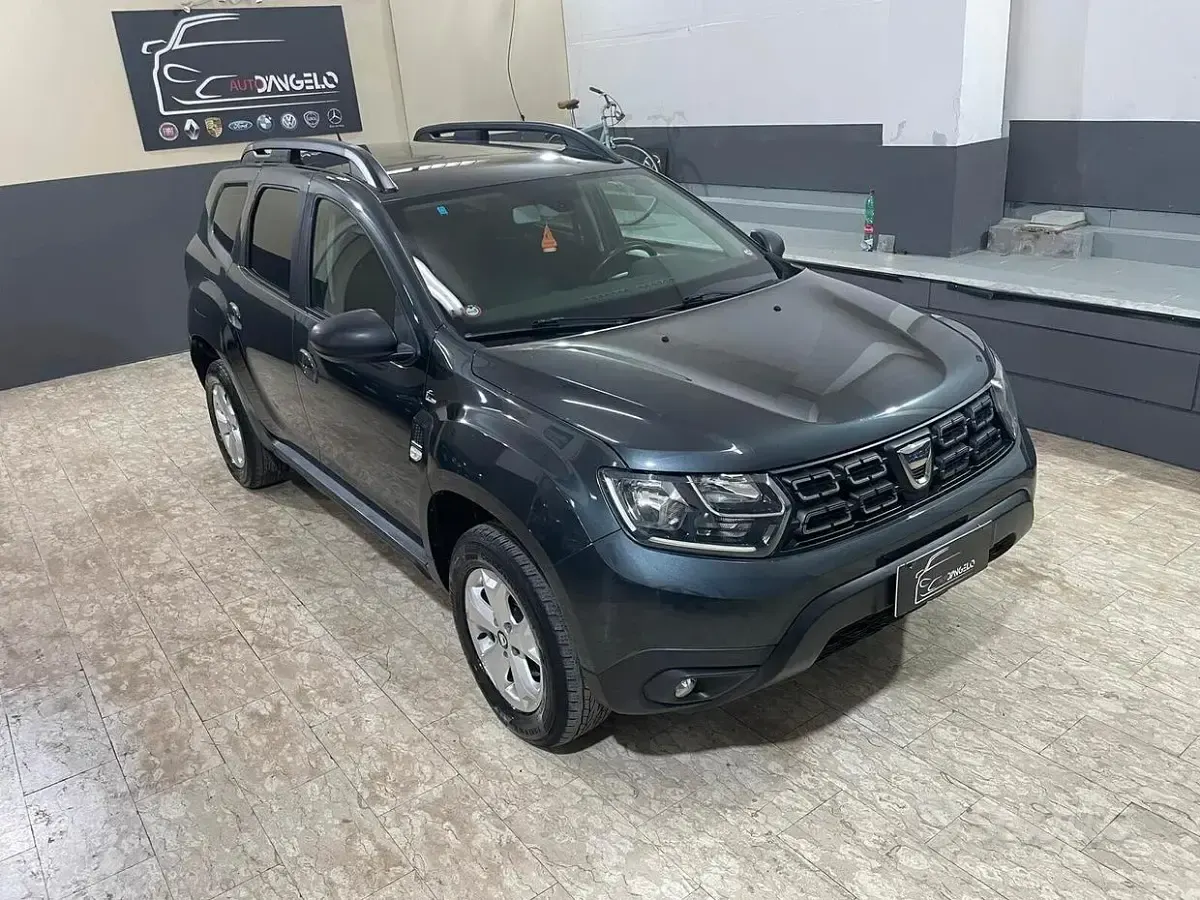 Usata Dacia Duster Prestige 116 CV (85 kW) 2019 Grigio SUV