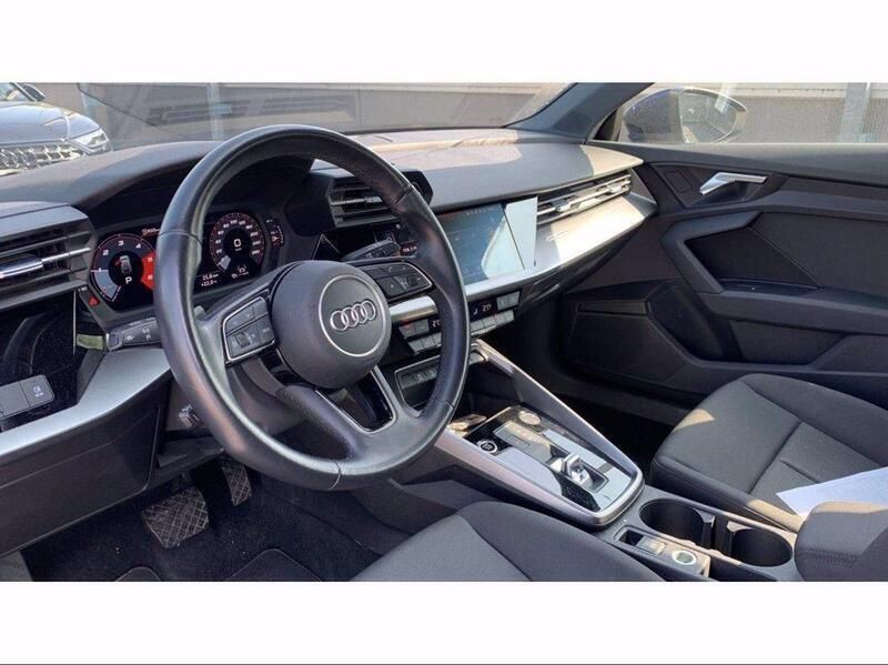 Usata Audi A3 Advanced 150 CV (110 kW) 2021 Blu Berlina