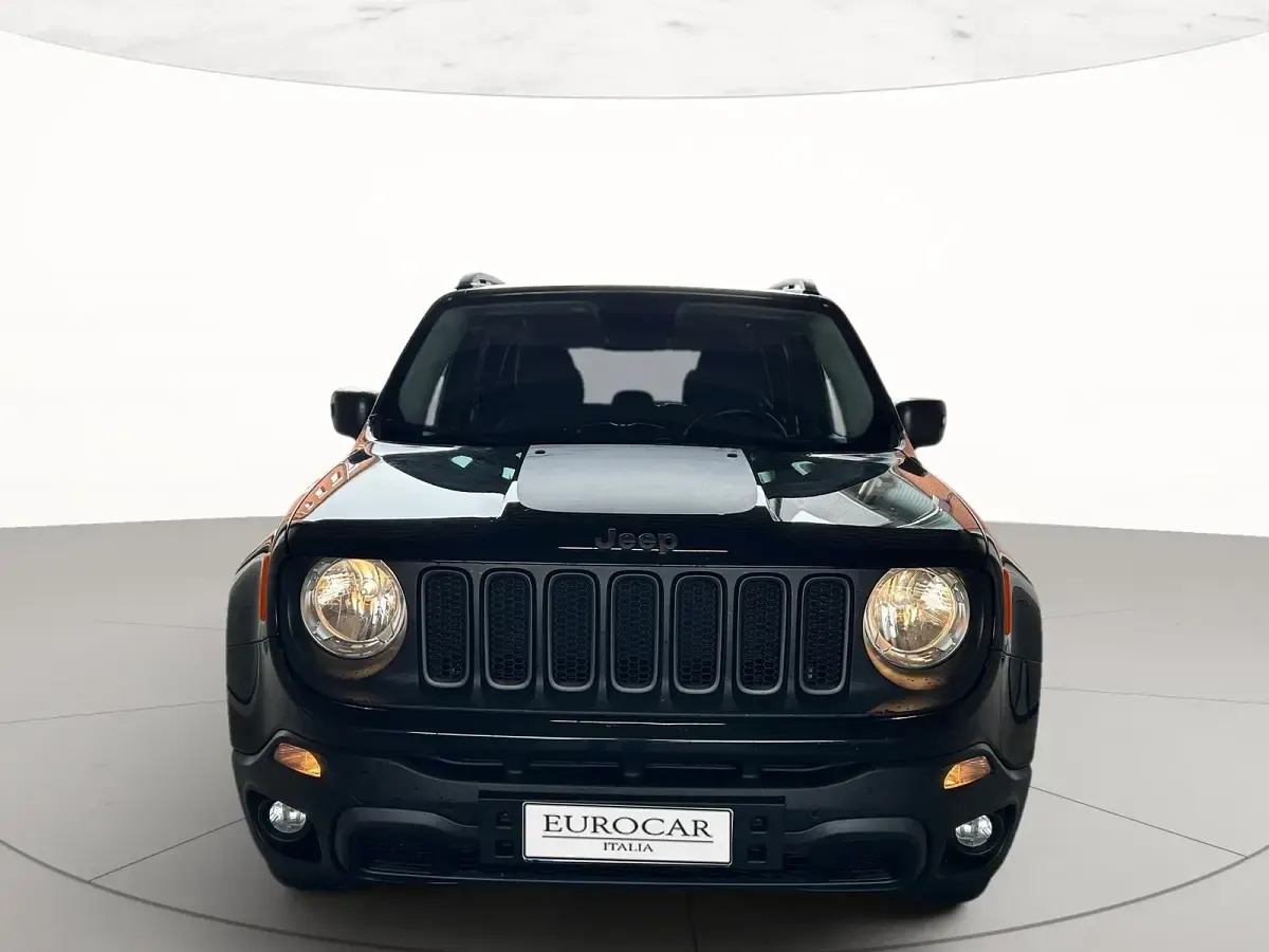 Usado Jeep Renegade Trailhawk 170 CV (125 kW) 2016 Negro SUV