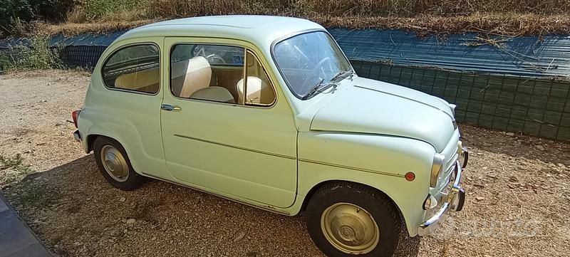 Usata Fiat 600D 1970 Blu