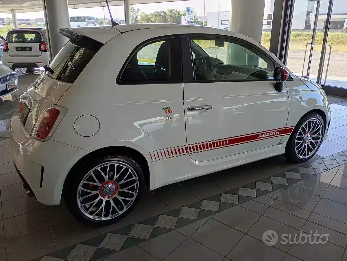 Usata Abarth 595 140 CV (102 kW) 2016 Bianco Berlina