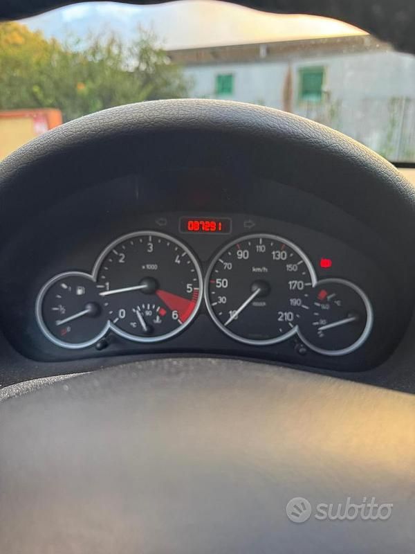 Usata Peugeot 206 125 CV (91 kW) 2006 Grigio Cabrio