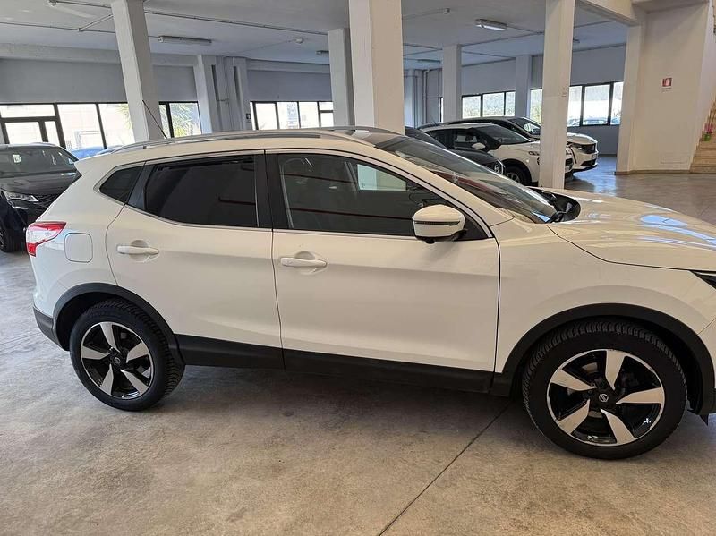 Usata Nissan Qashqai 131 CV (96 kW) 2015 Other SUV