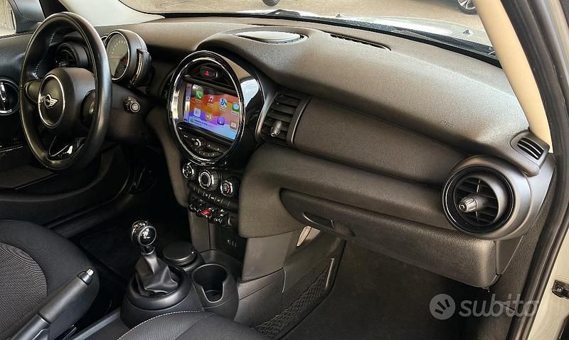 Usata Mini One D Business 95 CV (69 kW) 2018 Grigio Utilitaria