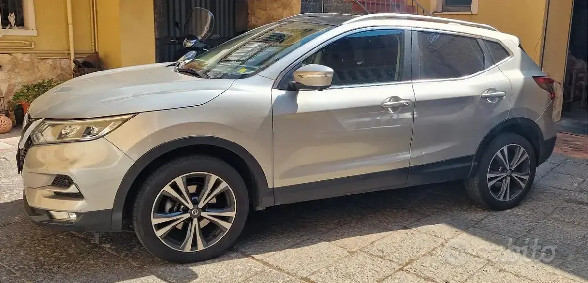 Usata Nissan Qashqai 131 CV (96 kW) 2019 Grigio SUV