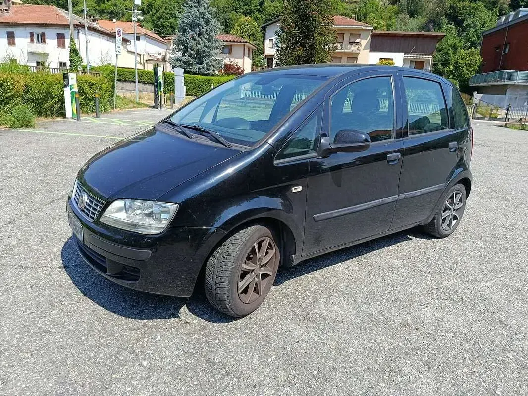 Usata Fiat Idea 77 CV (56 kW) 2010 Monovolume