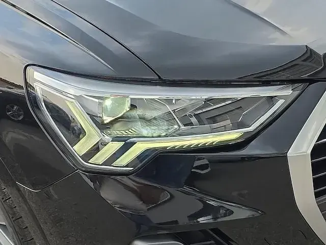 Usata Audi Q3 S-Line 150 CV (110 kW) 2020 Nero mythos metallizzato SUV