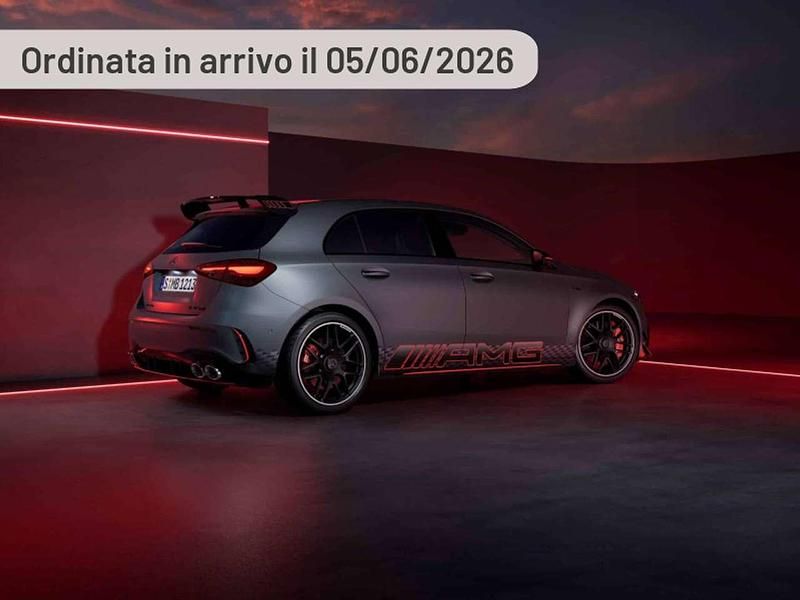 Argento Nuova 2025 Mercedes A45 AMG Premium Plus Tre volumi | 70.330 € (Molto cara) - Immagine 1/4