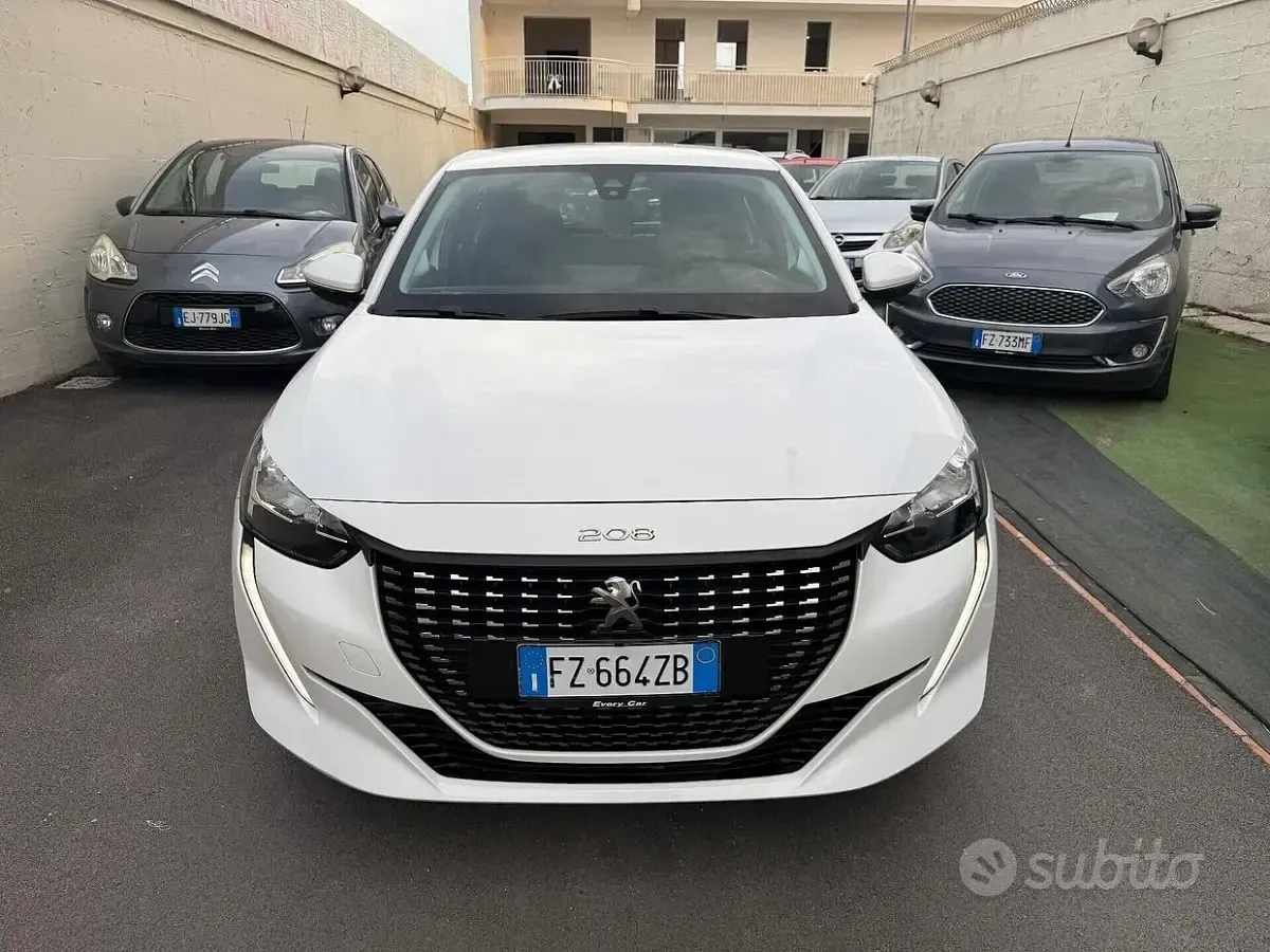 Usata Peugeot 208 75 CV (55 kW) 2020 Bianco Utilitaria